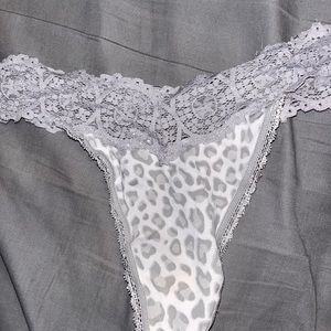 Woman Animal Print Panty Thong Underwear